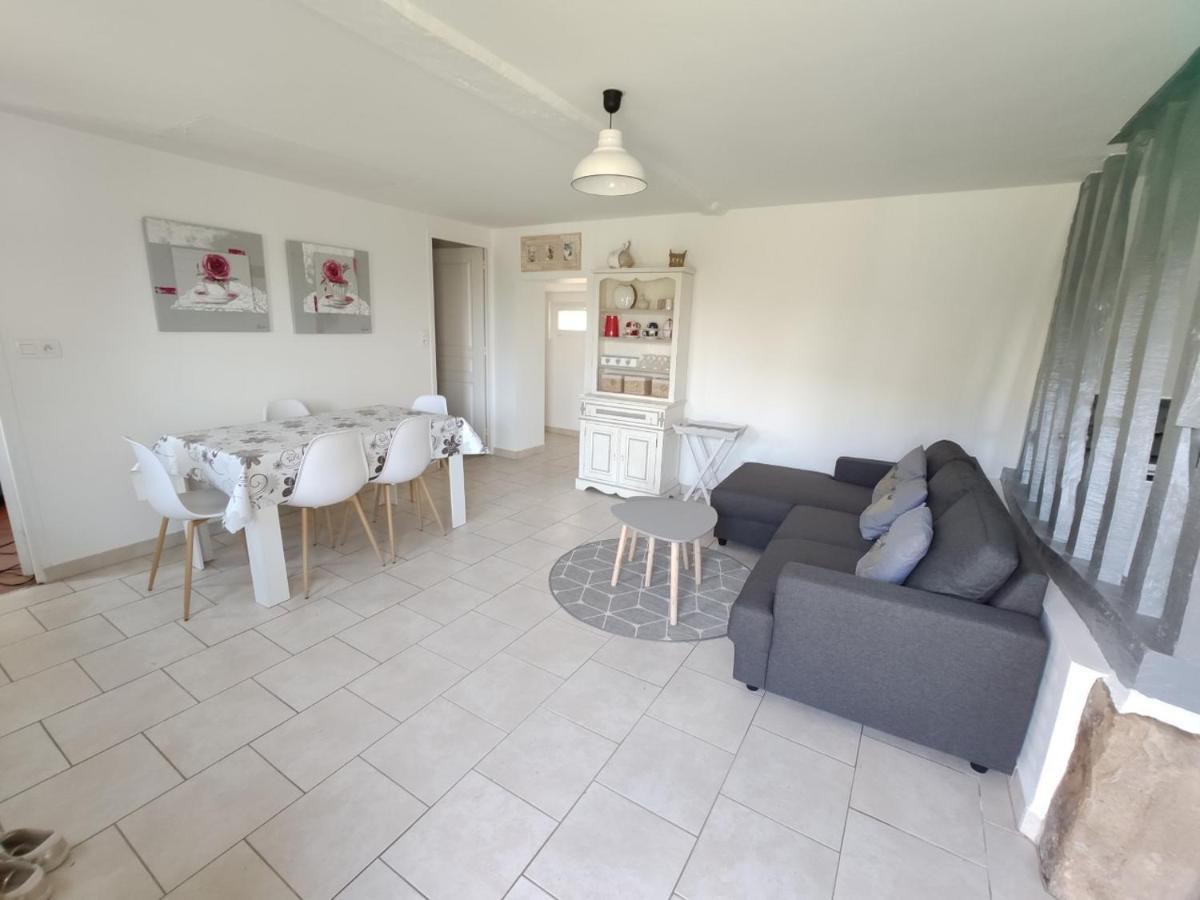Le Petit Gite De La Roseraie Quiberville ภายนอก รูปภาพ